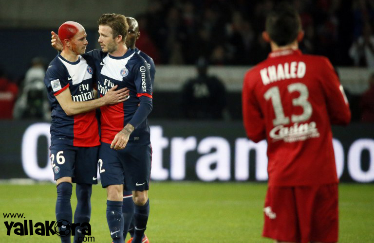 بيكهام يودع كرة القدم بالدموع