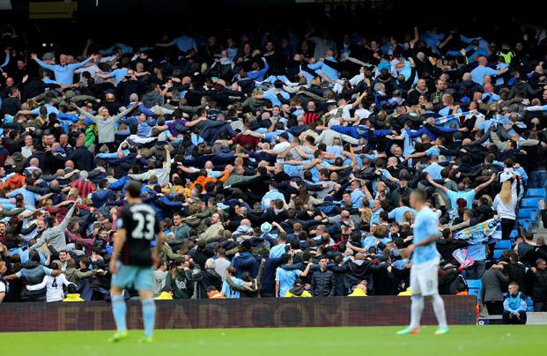 إحتفالات مانشستر سيتى بلقب الدورى الأنجليزى