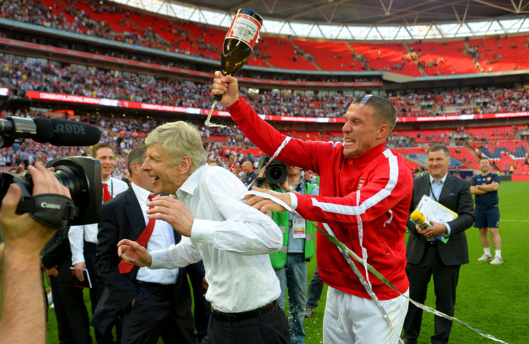 تتويج أرسنال بكأس الاتحاد الانجليزي