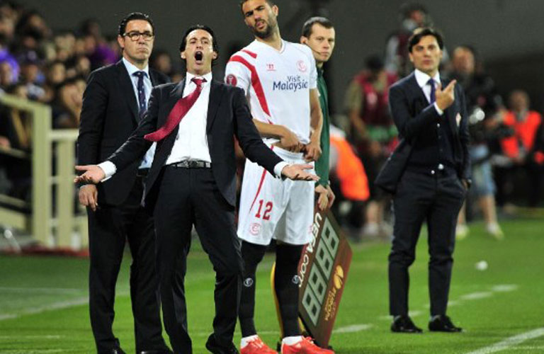 مباراة فيورنتينا واشبيلية بمشاركة صلاح