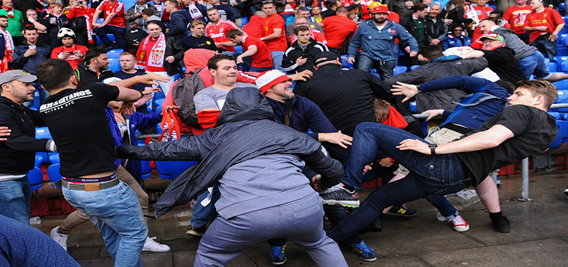 اشتباكات بين جماهير ليفربول واشبيلية