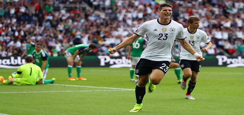 مباراة ايرلندا الشمالية والمانيا