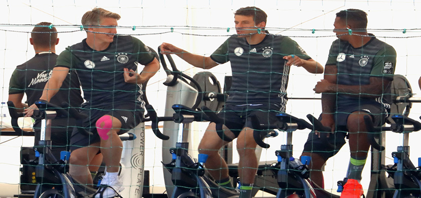 تدريب منتخب المانيا لمواجهة فرنسا