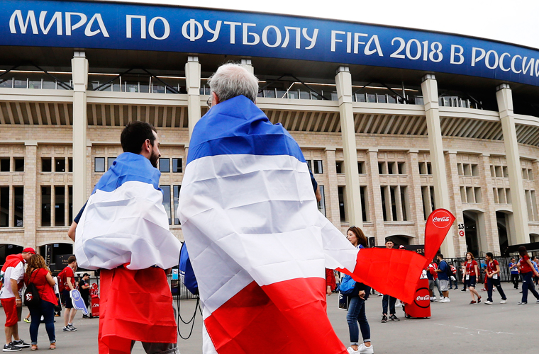 الجماهير تستعد لنهائي كأس العالم