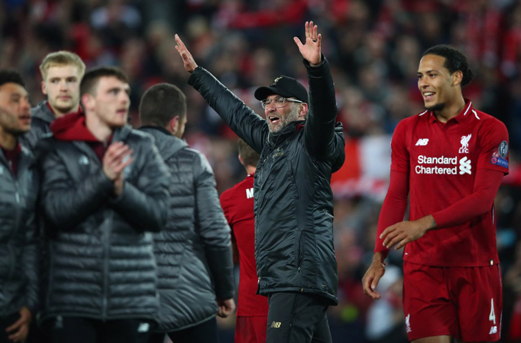 إحتفال لاعبي ليفربول بالتأهل للنهائي