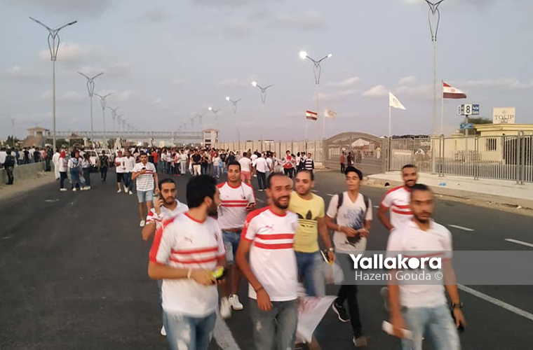 توافد جماهير الزمالك لحضور نهائي الكأس