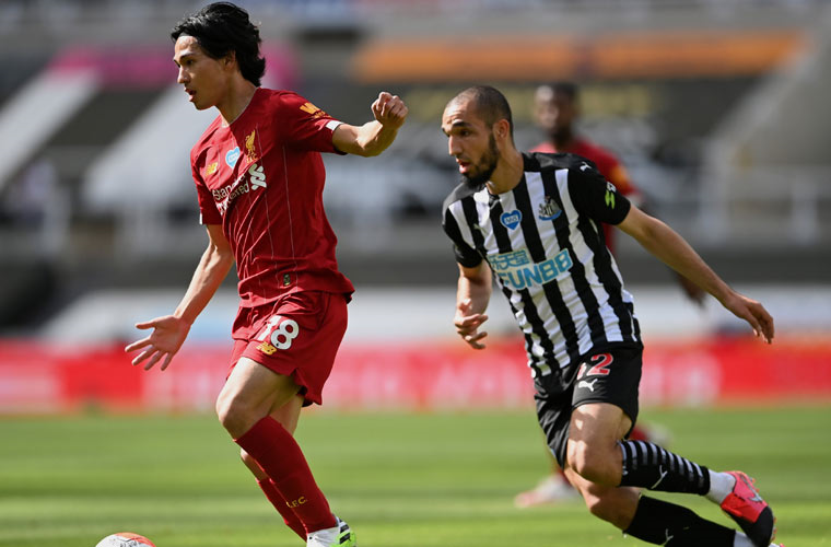 لقطات مباراة نيوكاسل وليفربول