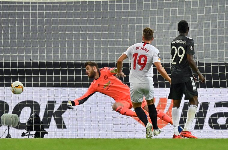 لقطات مباراة اشبيلية ومانشستر يونايتد