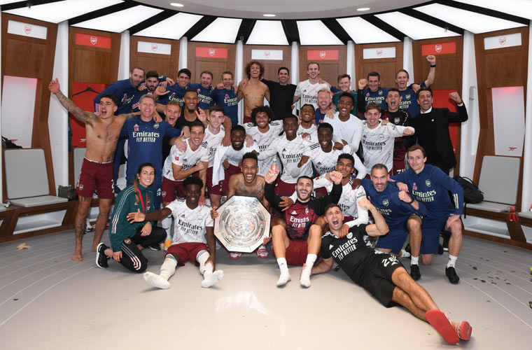 تتويج ارسنال بطلا للدرع الخيرية