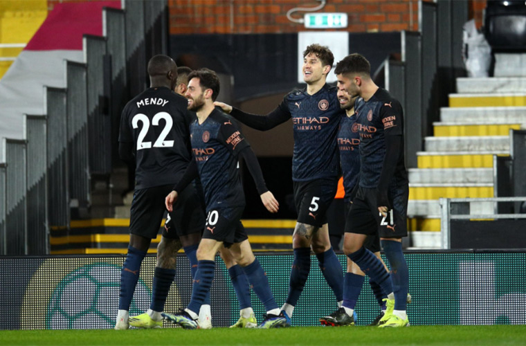 لقطات مباراة فولهام ومانشستر سيتي