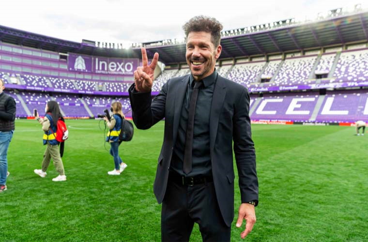 فرحة أتلتيكو مدريد بالفوز بالليجا