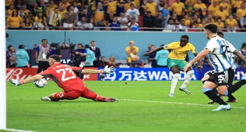 لقطات من مباراة الأرجنتين وأستراليا