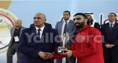 تتويج الأهلي بالبطولة العربية للطائرة