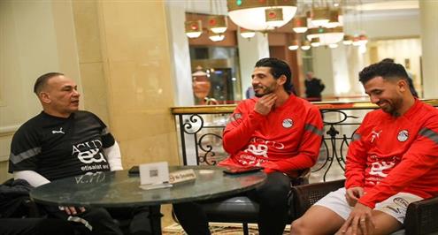 وصول حجازي وتريزيجيه ومصطفي محمد إلى معسكر منتخب مصر