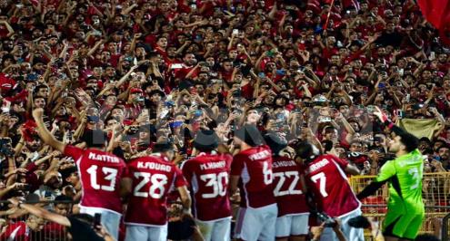 لقطات لم تذع من احتفالات وأفراح الأهلي بالتتويج بدوري أبطال أفريقيا