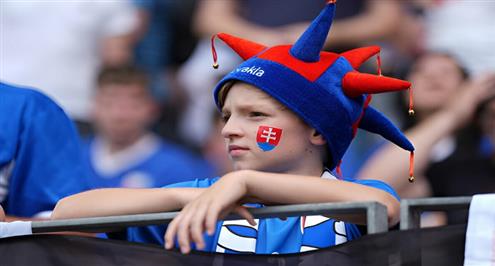 أجواء الجماهير في مباراة بلجيكا وسلوفاكيا