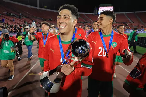 فرحة لاعبي المغرب بالتتويج بكأس العالم للشباب (صور)