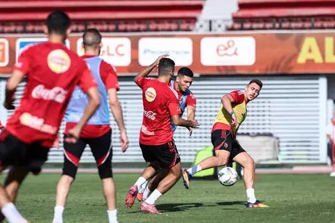  مران الأهلي قبل مواجهة الجيش الملكي في دوري أبطال أفريقيا 