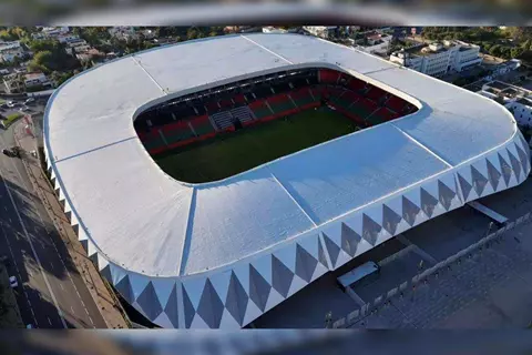 استاد مولاي الحسن يستضيف مباراة الجيش الملكي والأهلي