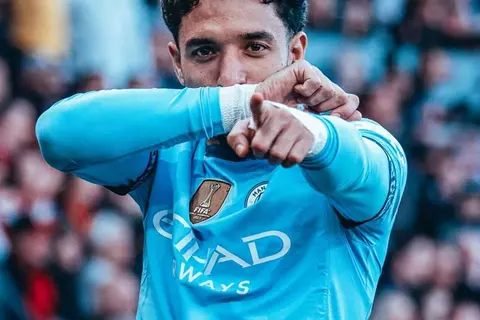 لحظة تسجيل واحتفال عمر مرموش أمام بورنموث (صور)