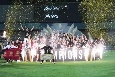 لقطات من تتويج سيراميكا كليوباترا بكأس رابطة الأندية (صور)