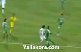 لاعب الامارات علي طريقة ميسي 