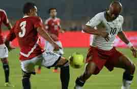 فرصة خطيرة لعمرو زكي