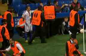 مواقف وطرائف من مباراة بازل وتشيلسي