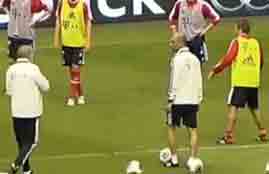 جوارديولا يدرب بايرن على التيكي تاكا 