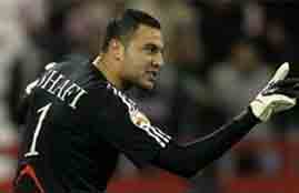 عامر شفيع ينتقد حسام حسن بشدة