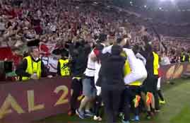 فرحة أشبيلية بالفوز على بنفيكا بنهائى الدورى الأور