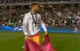 احتفال راموس على طريقة مصارعي الثيران