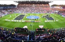 احتفال ما قبل بداية السوبر الأوروبى