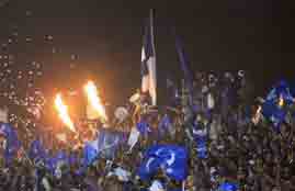 إحتفالات جماهير الهلال بالفوز على الزمالك