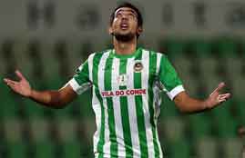 هاتريك كوكا فى إستوريل