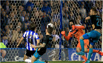 ثلاثية شيفيلد في مرمى ارسنال