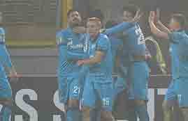 ثلاثية زينيت فى مرمى إيندهوفن