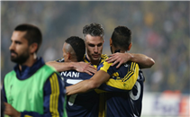 هدفا فنربخشة فى مرمى لوكوموتيف موسكو