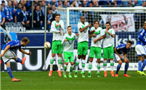 ثلاثية شالكة فى فولفسبورج