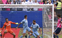 هدف هامبورج في مرمي ستوك سيتي