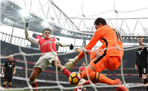 هدفا ارسنال امام هال سيتي