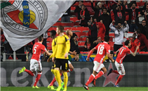 هدف بنفيكا فى مرمى بروسيا دورتموند