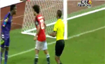 مشادة وردة مع حارس الكاميرون