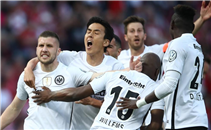 أهداف مباراة بايرن ميونيخ وآ. فرانكفورت