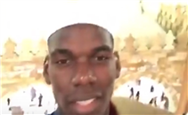 بوجبا يؤدى مناسك العمره