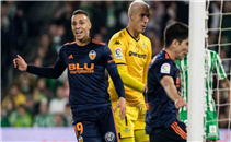 أهداف مباراة ريال بيتيس وفالنسيا