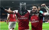 ثلاثية أرسنال في رين