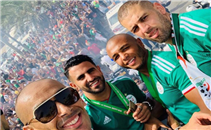 احتفال حافلة منتخب الجزائر في الشوارع