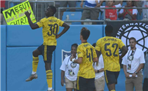 ثلاثية أرسنال في فيورنتينا