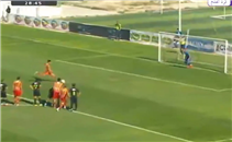 هدف الترجي في حمام الأنف